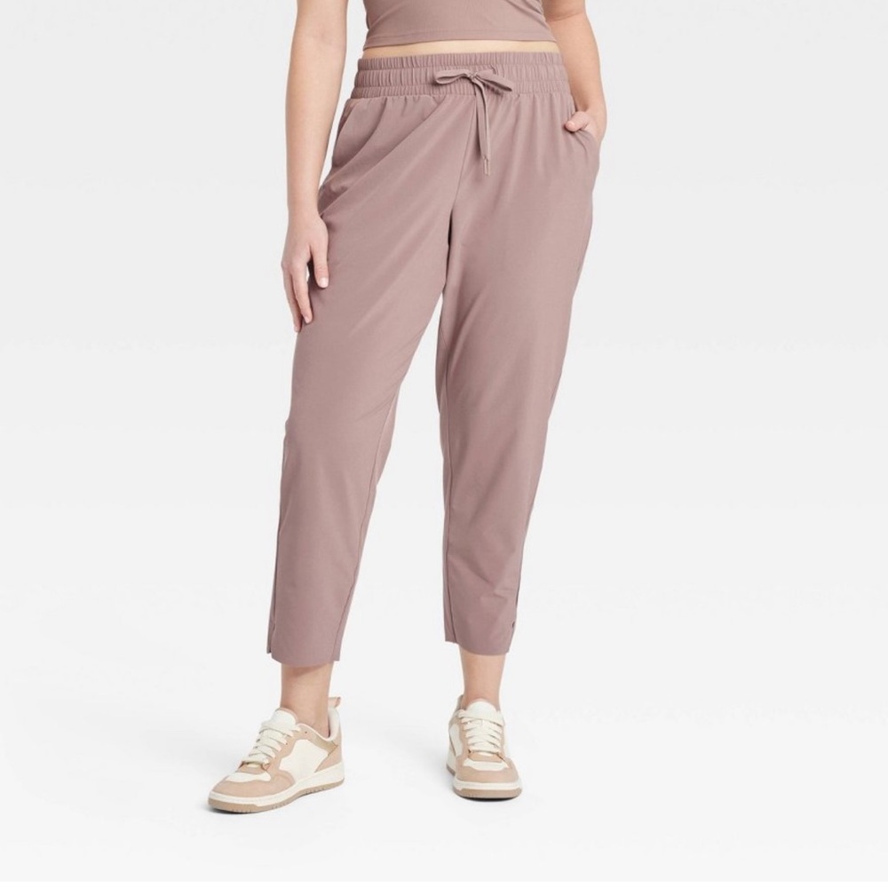 Women's Active Light High-Rise Taper Pants - All In Motion